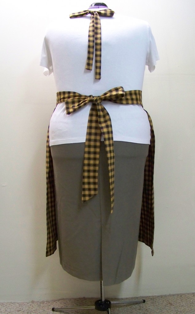 Plus Size Black Check Bib Apron with ties in back
