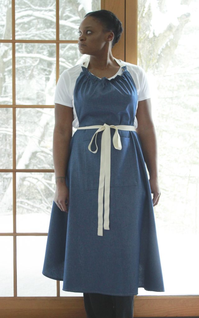 The Vermont Apron Company's new long bib apron is designed to fall gently in folds at the hip. It brings an elegant silhouette to the look of your apron.