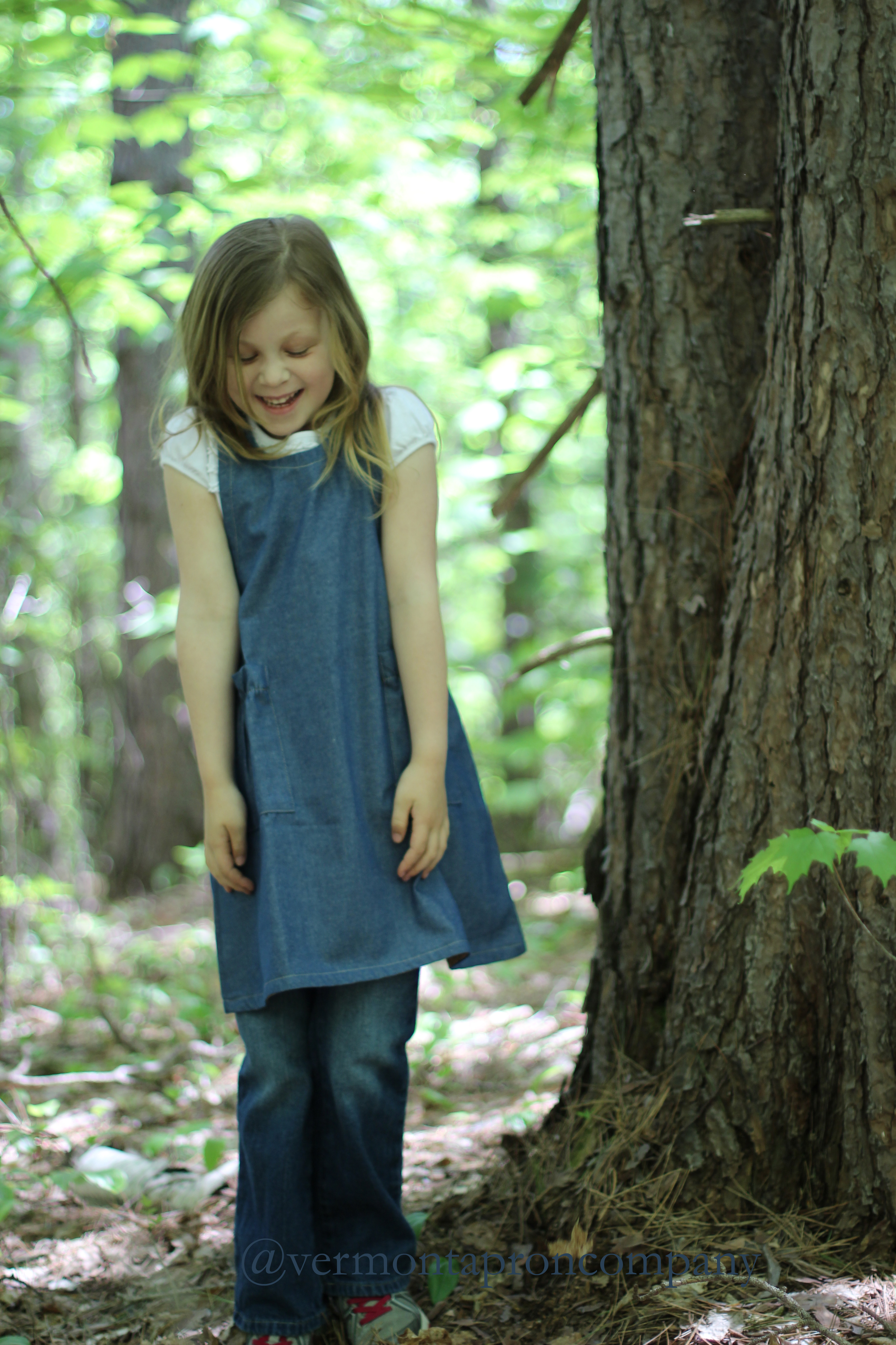 No Tie Apron in Navy Denim for Children by The Vermont Apron Company9